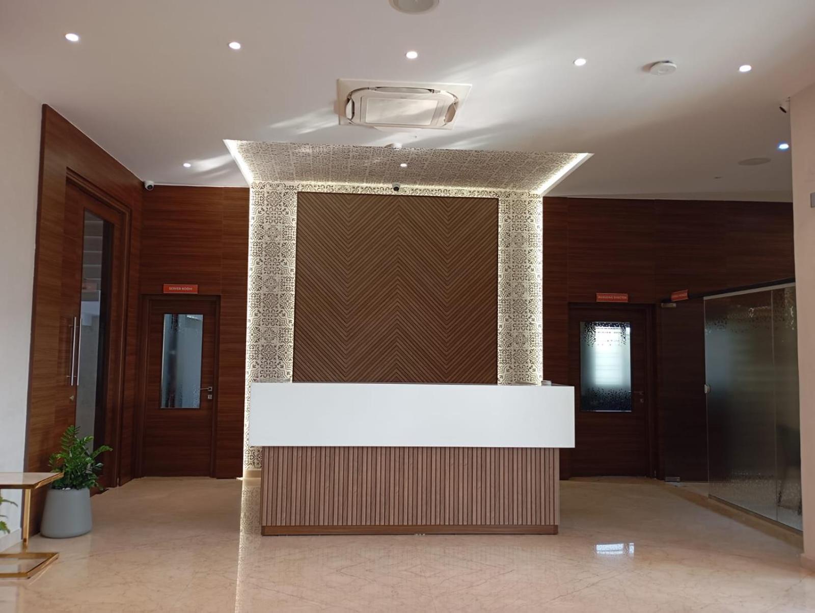 העיר בנגלור Highland Hotel מראה חיצוני תמונה