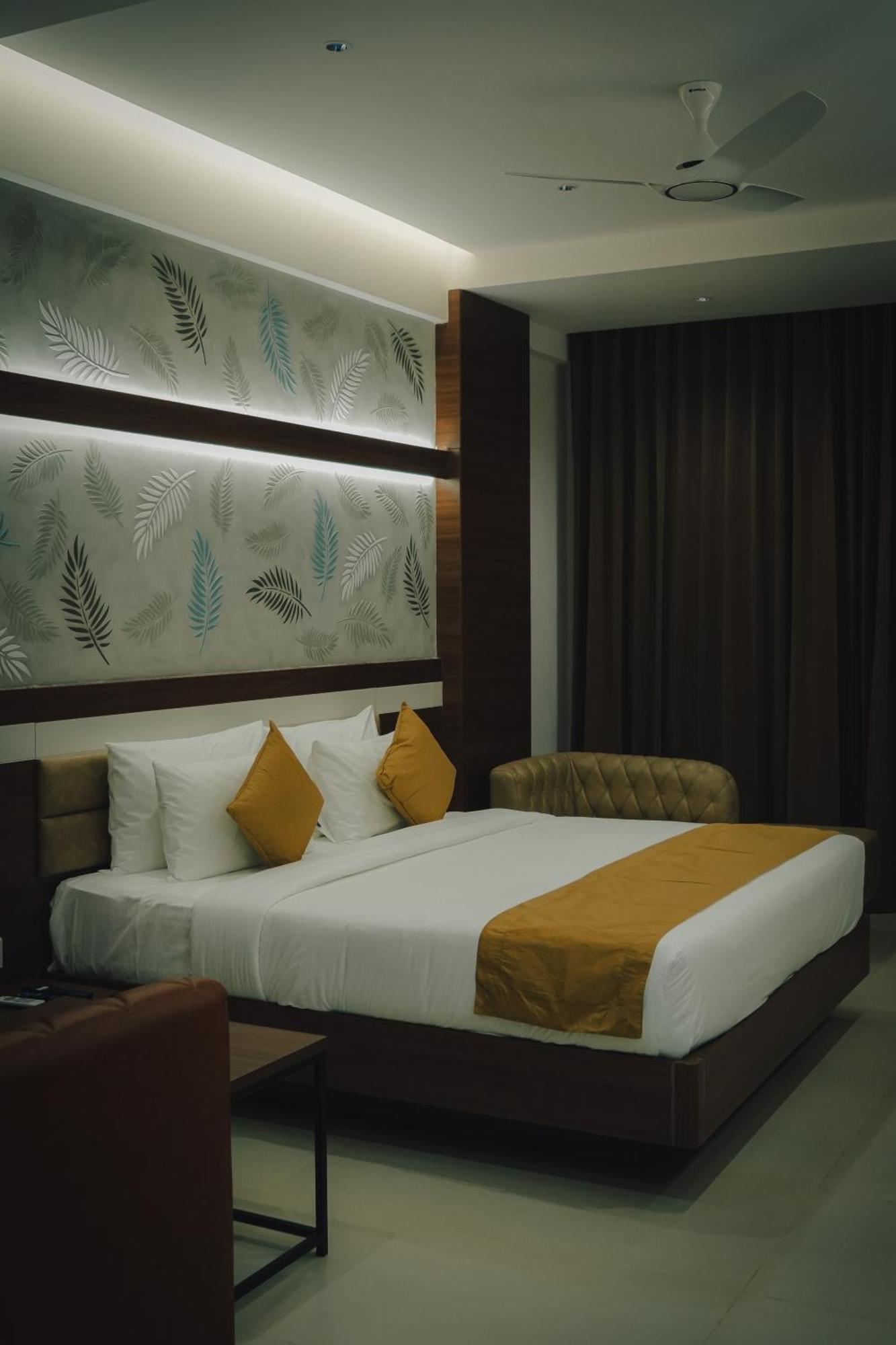 העיר בנגלור Highland Hotel מראה חיצוני תמונה